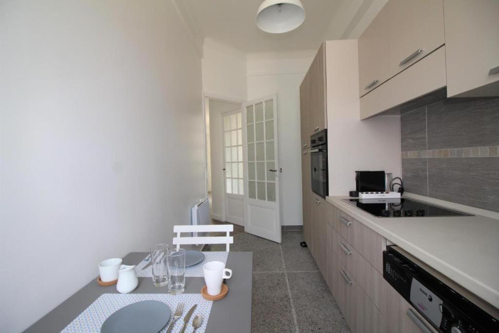 Nice Renting - Notre Dame - Cosy Loft Perfect View On The Roofs المظهر الخارجي الصورة